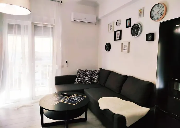Palio Faliro Deluxe Apartment Near The Sea
